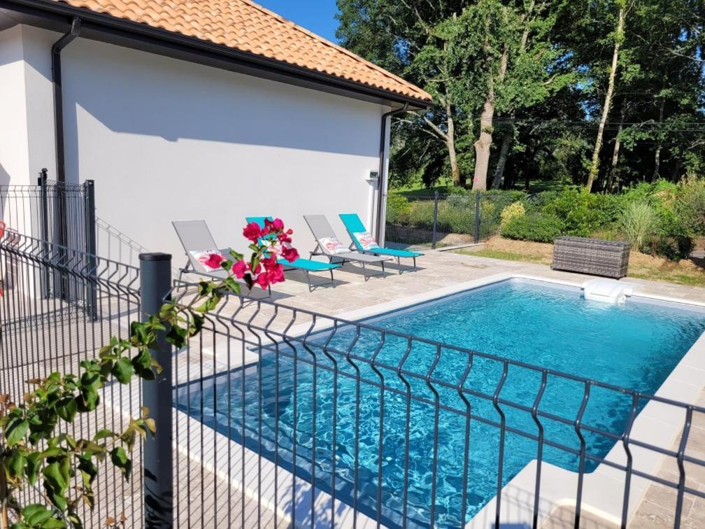 Maison Neuve Bord De Dordogne Lanzac Esterno foto